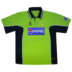 Pakistan ODI Cricket Shirt - 2005 Retro